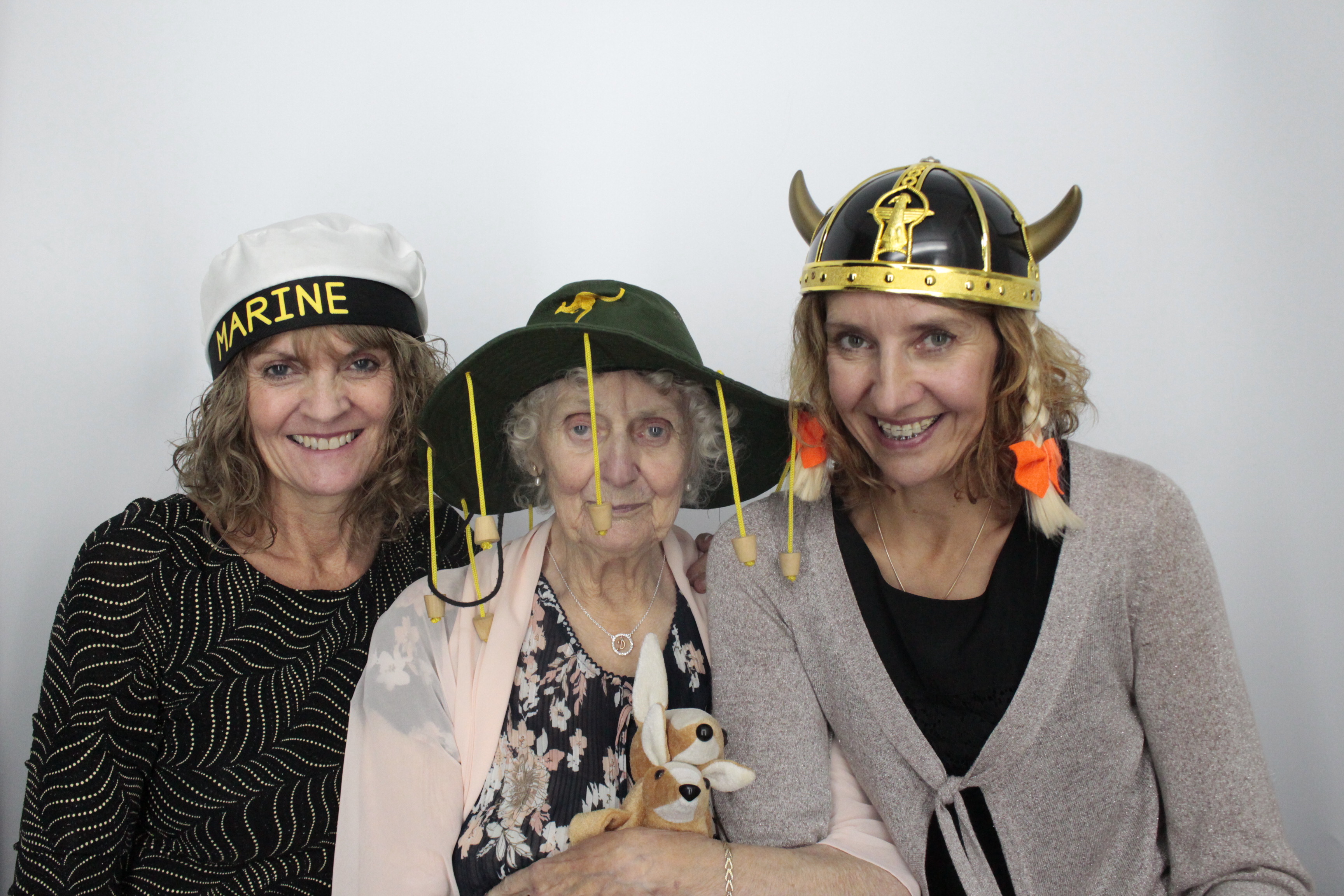 Dorothy's 90th Birthday | View more photos from the event at gallery.myphotoboothexperience.co.uk/u/MyPhotoBoothExperienceLtd/Dorothys-90th-Birthday